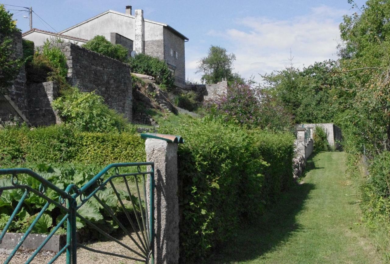 B&B Chez Fouchs - Chambre D'Hotes Dun-sur-Meuse Esterno foto